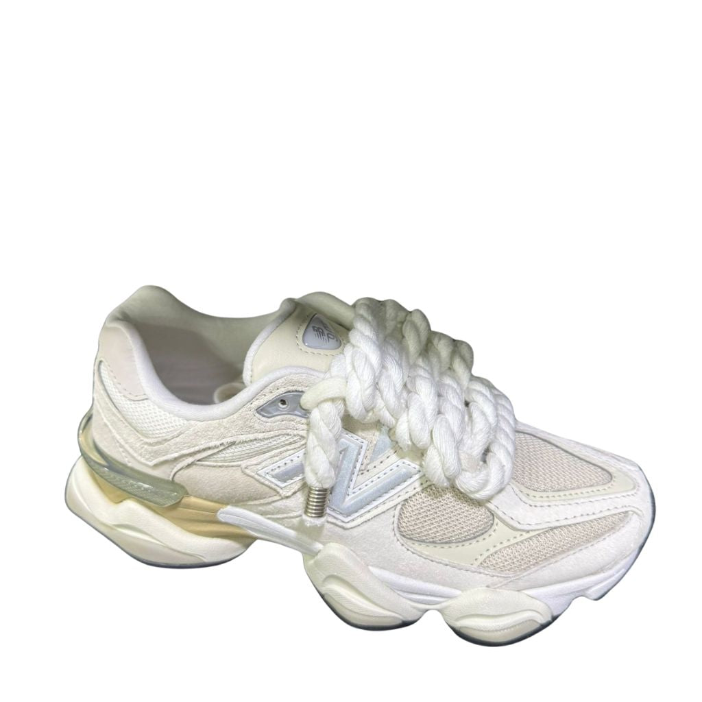 New Balance 9060 Sea Salt Moonbeam corda bianca U9060WHT