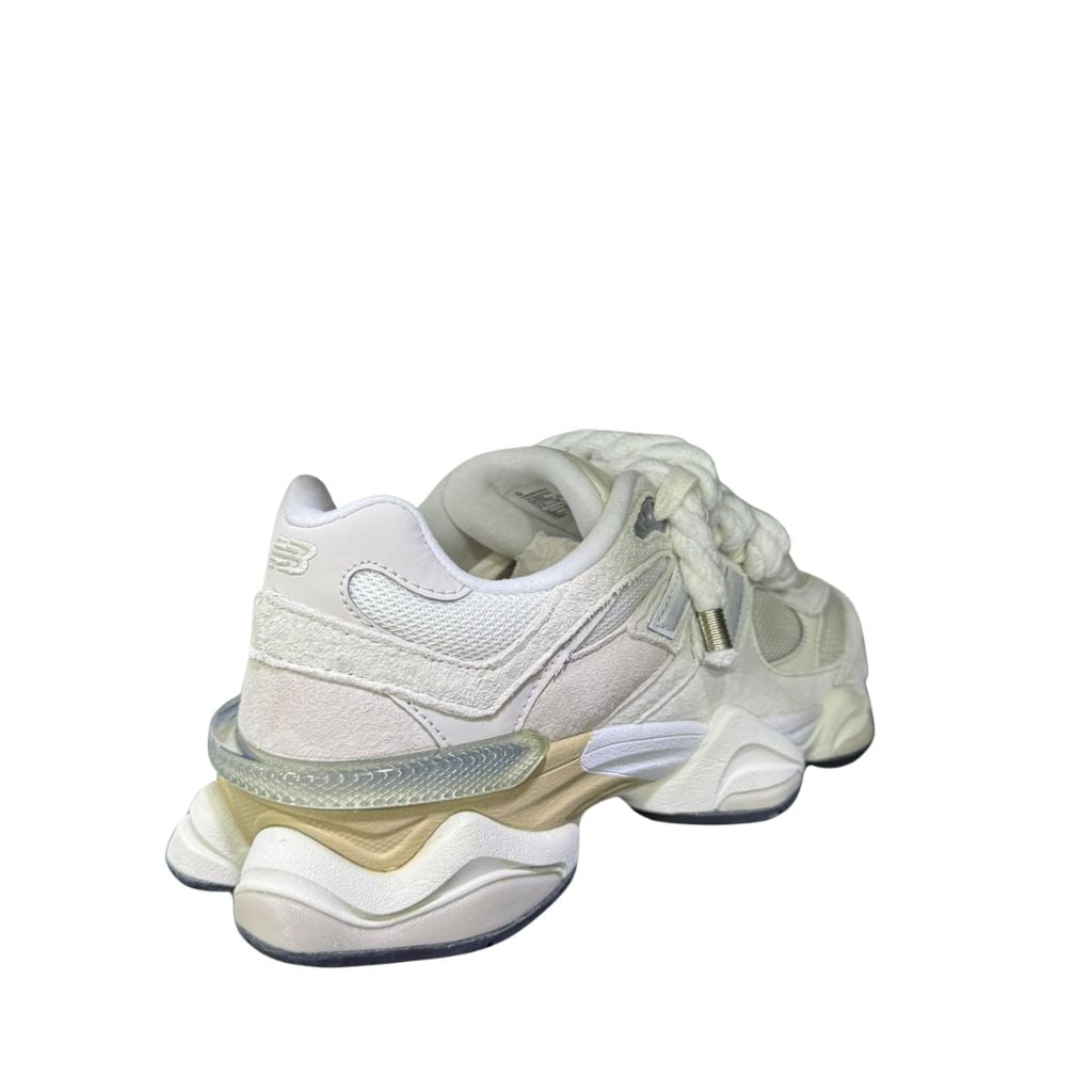 New Balance 9060 Sea Salt Moonbeam corda bianca U9060WHT