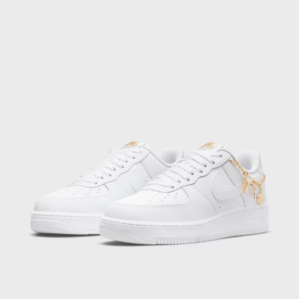 Nike Air Force 1 Low LX Bianco con catena DD1525 100