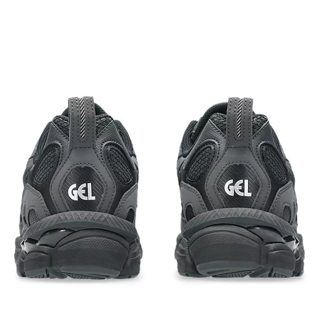 Sneaker ASICS GEL-NYC RGD total black tecnologia GEL