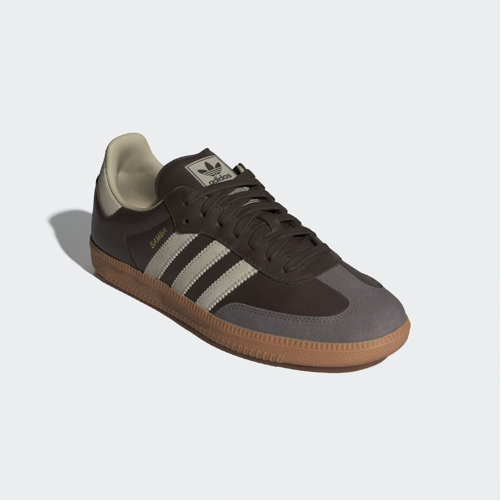 Sneaker Adidas Samba testa di moro con strisce panna