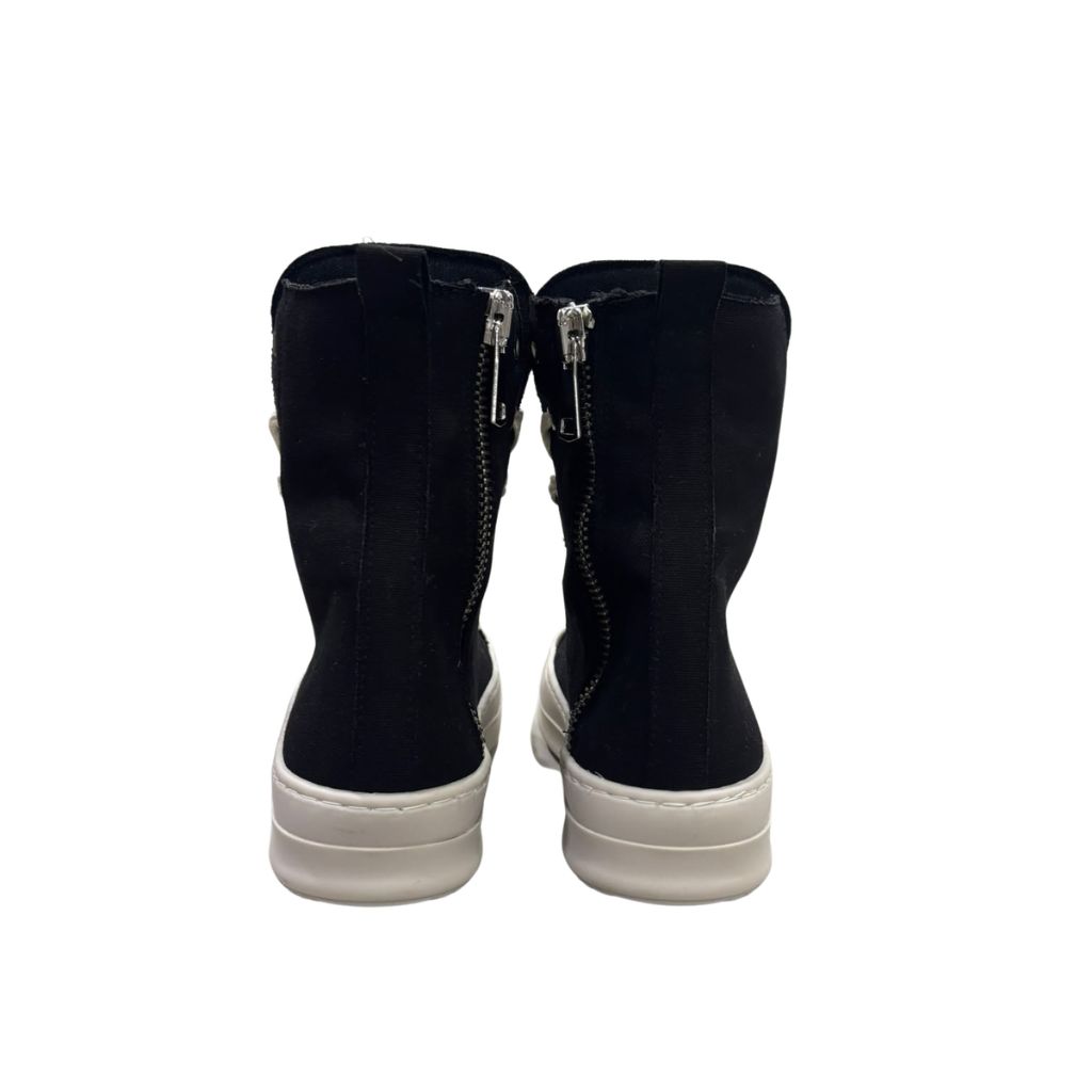 Sneaker Censored alta nera con croce gioiello