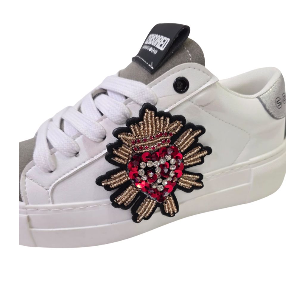 Sneaker Sacred bianca con ricamo sacro cuore gioiello