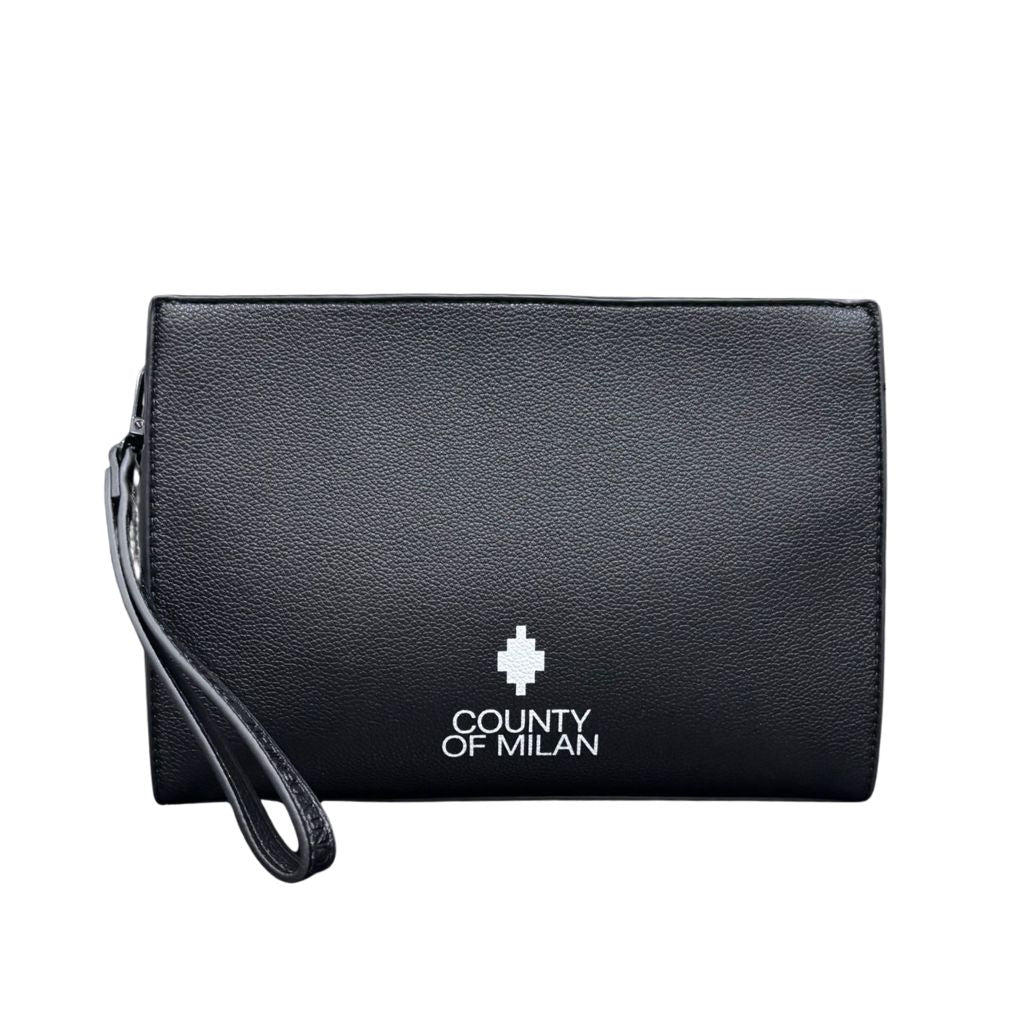Borsello uomo County of Milan nero in ecopelle bottolata con logo bianco e polsino logato