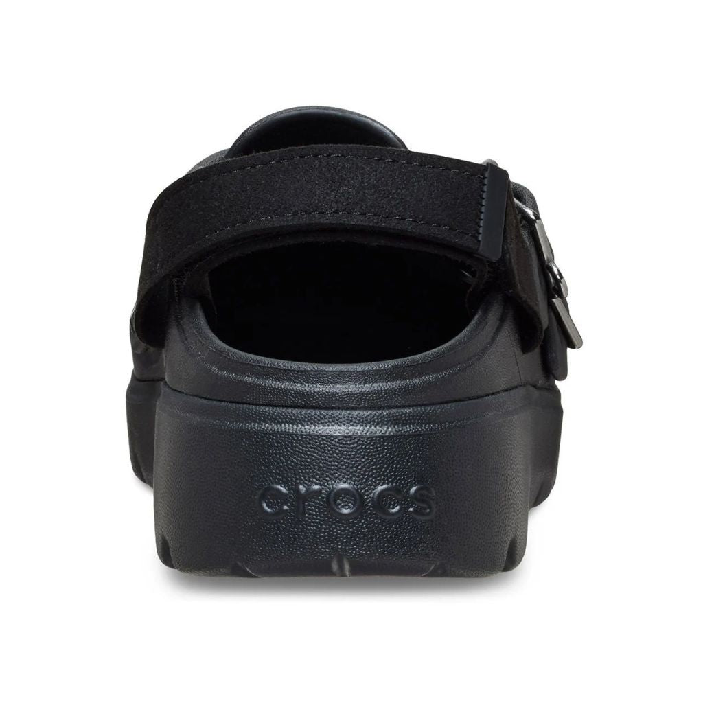 Clog Crocs Loaferette nero con suola platform, due fibbie e cinturino posteriore