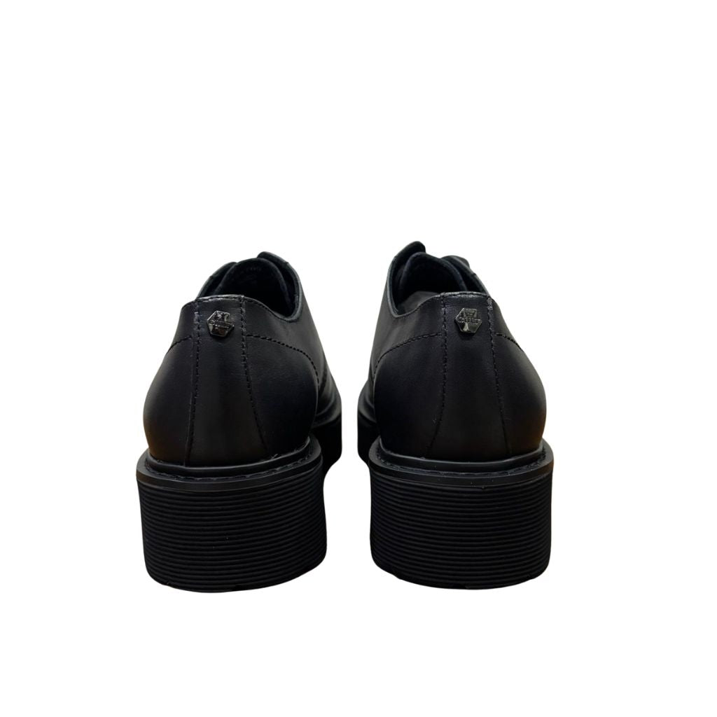 Derby Cult nera in pelle con suola platform