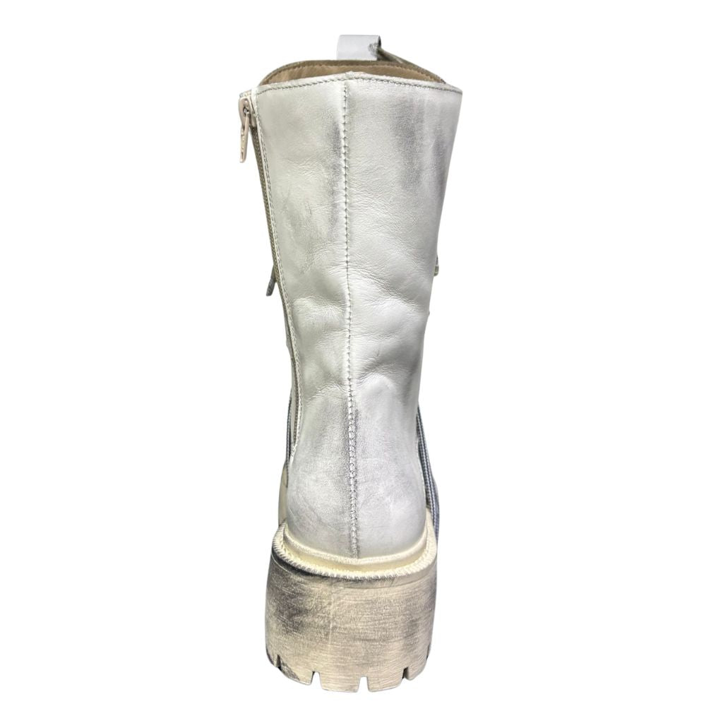 Stivale combat Gagliotta bianco vintage in pelle con lacci, corda intrecciata e suola carrarmato.