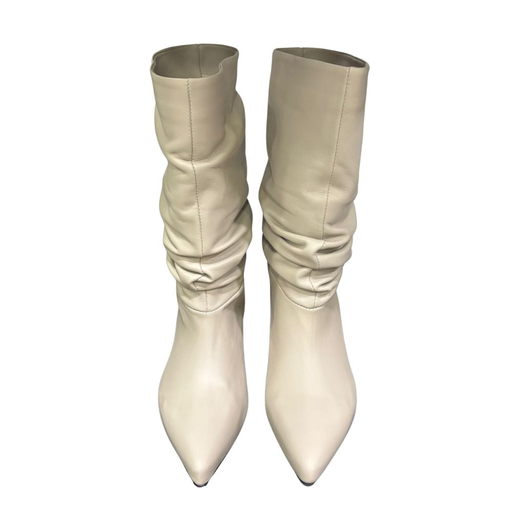Stivali in pelle beige con tacco 6 cm