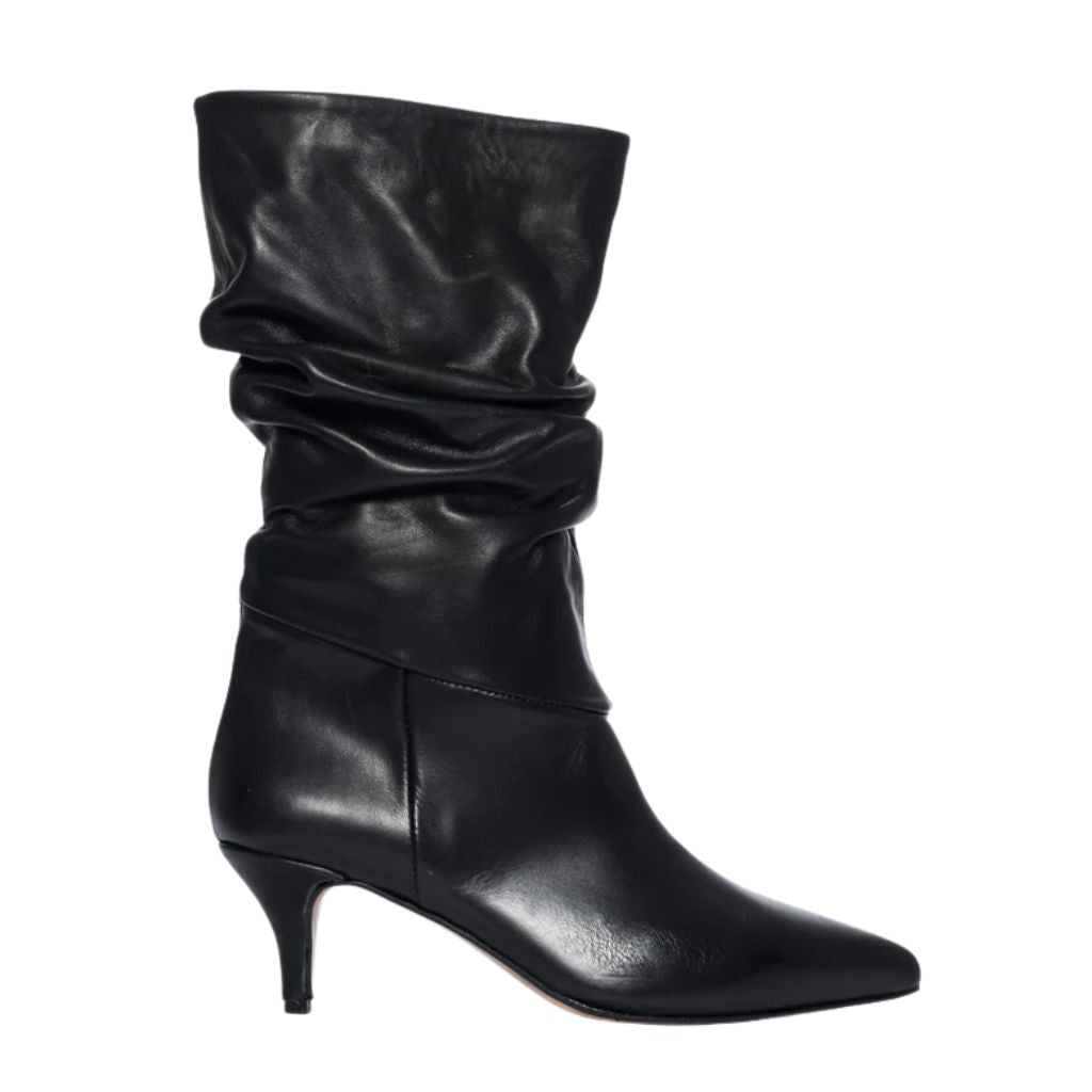 Stivali in pelle nera con tacco 6 cm
