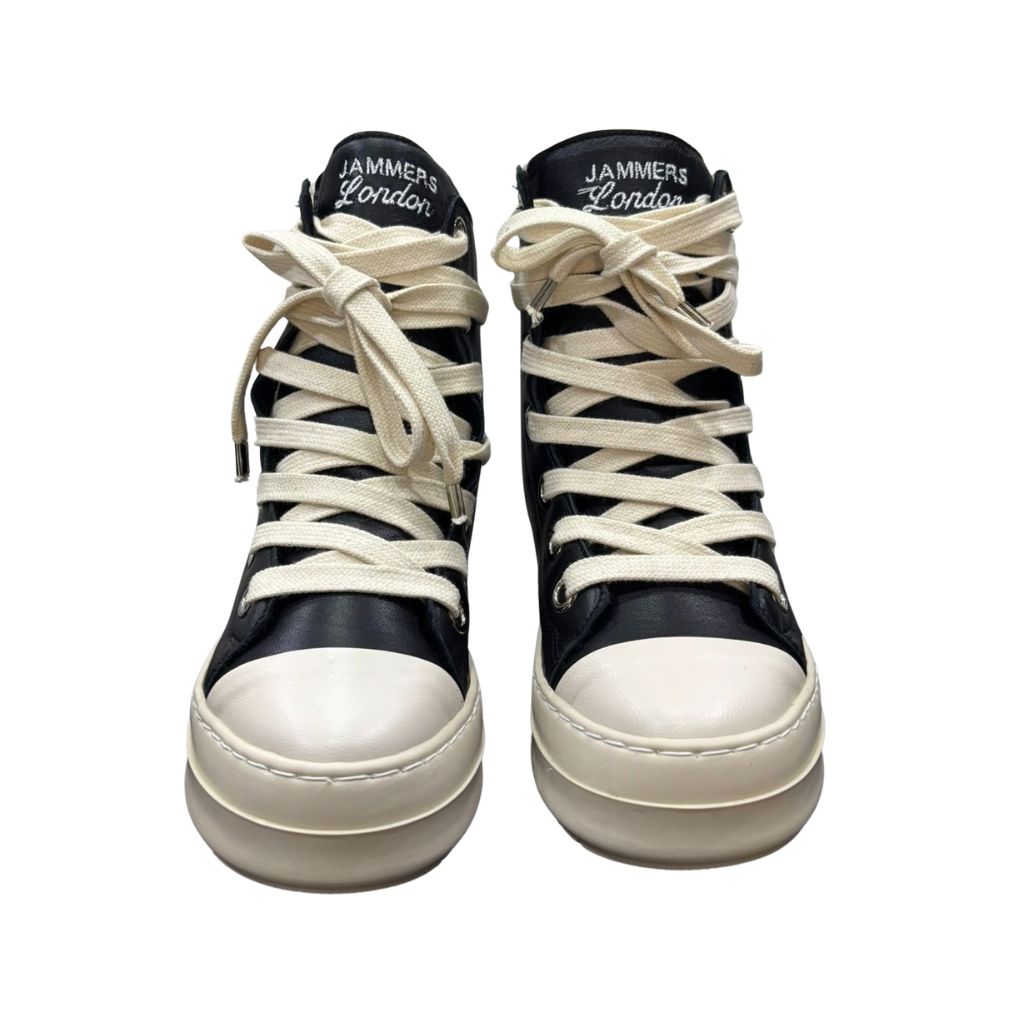 Sneaker Jammers London nera con lacci sottili fondo panna
