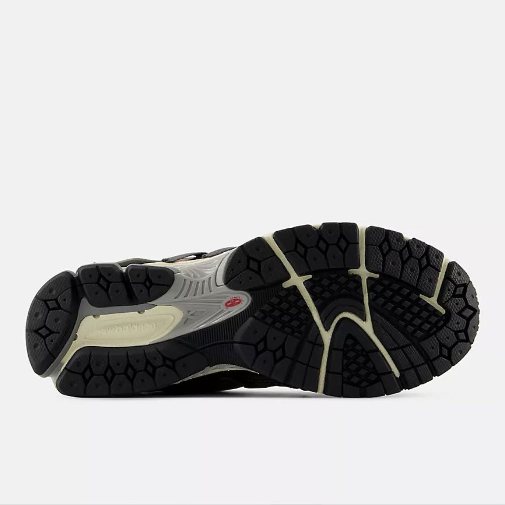 Sneaker New Balance 1906 tortora grigio tecnica