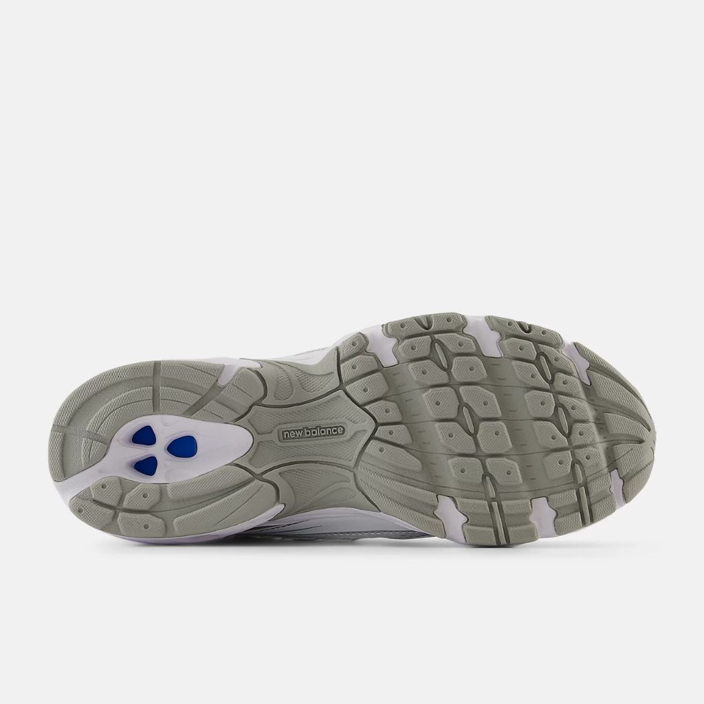 Sneaker New Balance 740 white silver, inserti metallizzati, suola ABZORB.