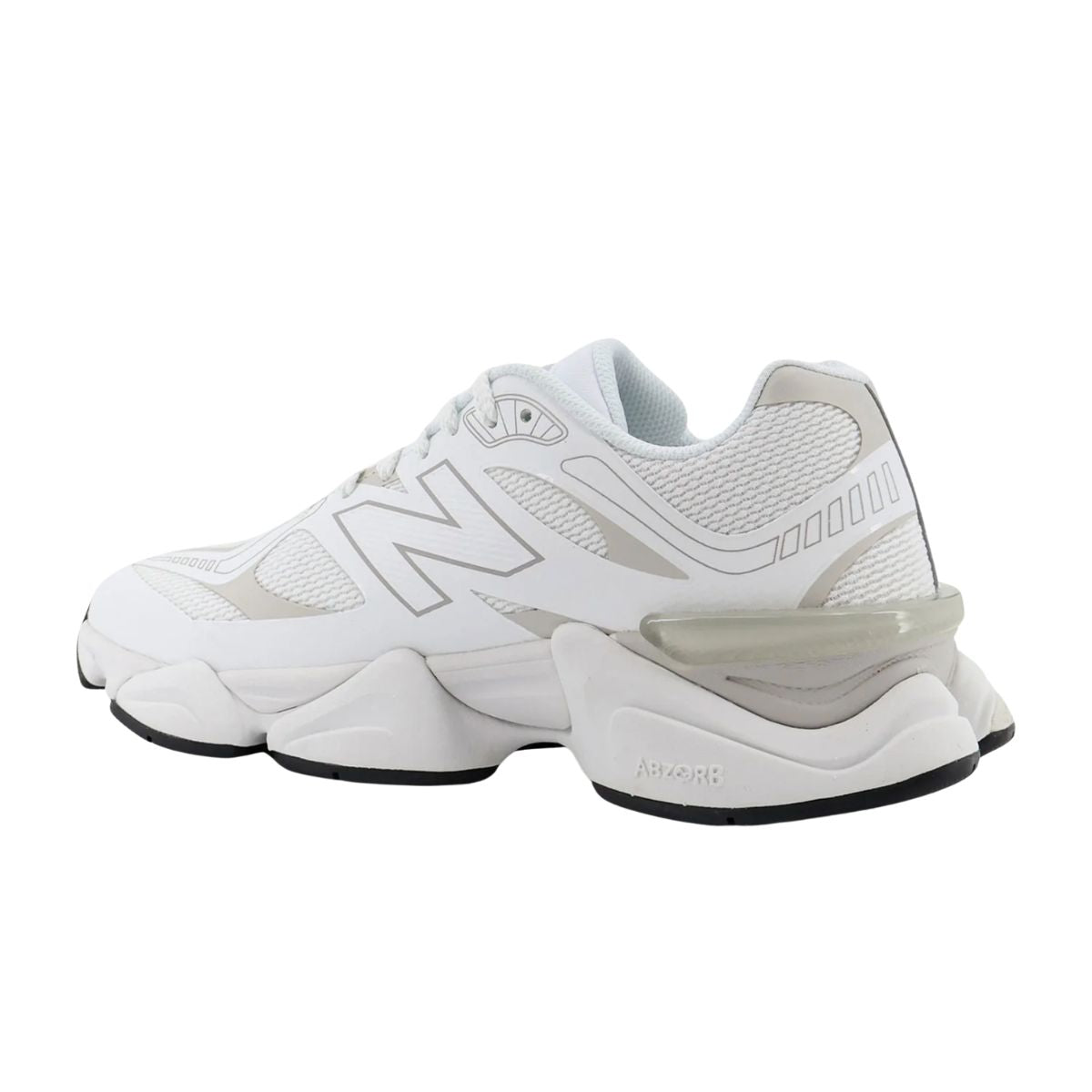 Sneaker New Balance 9060 bianca con tomaia in mesh e materiale gommato, intersuola ammortizzata ABZORB e iconico logo "N" laterale.
