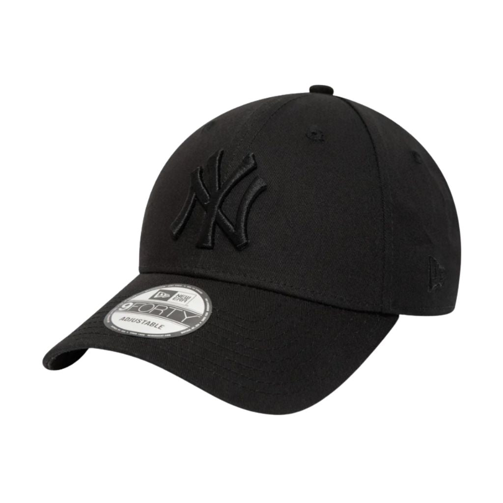Cappellino New Era 9FORTY New York Yankees Essential nero con logo ricamato