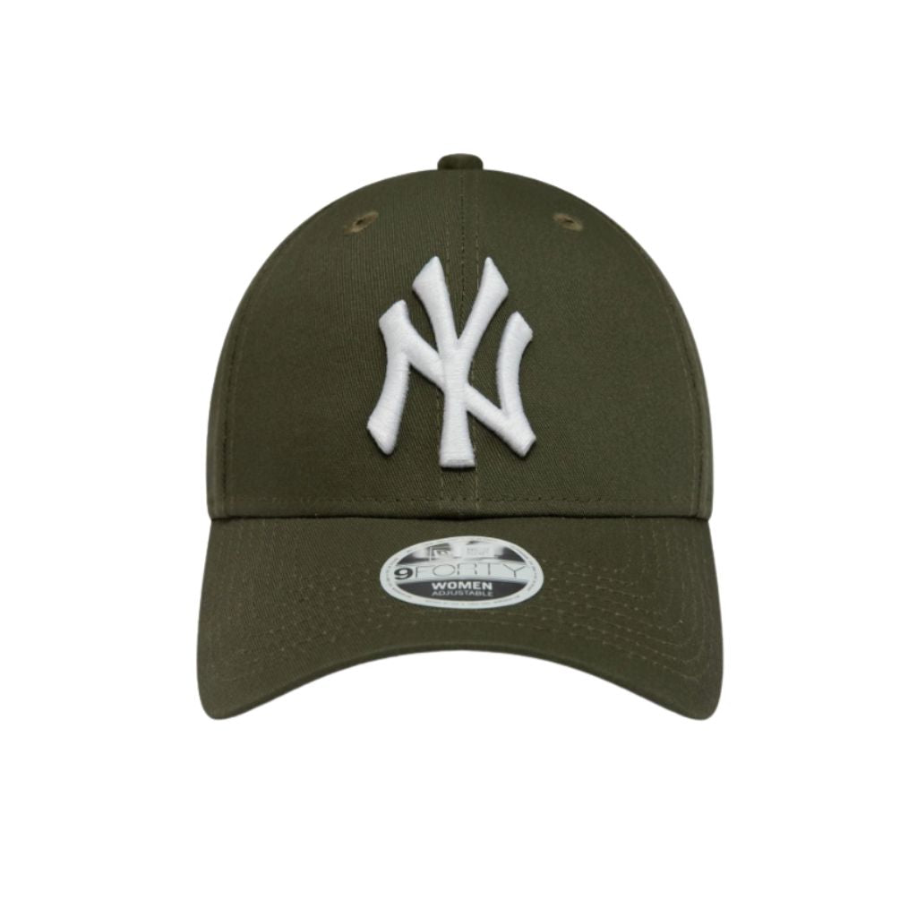 Cappellino New Era 9FORTY New York Yankees Essential verde militare con logo ricamato