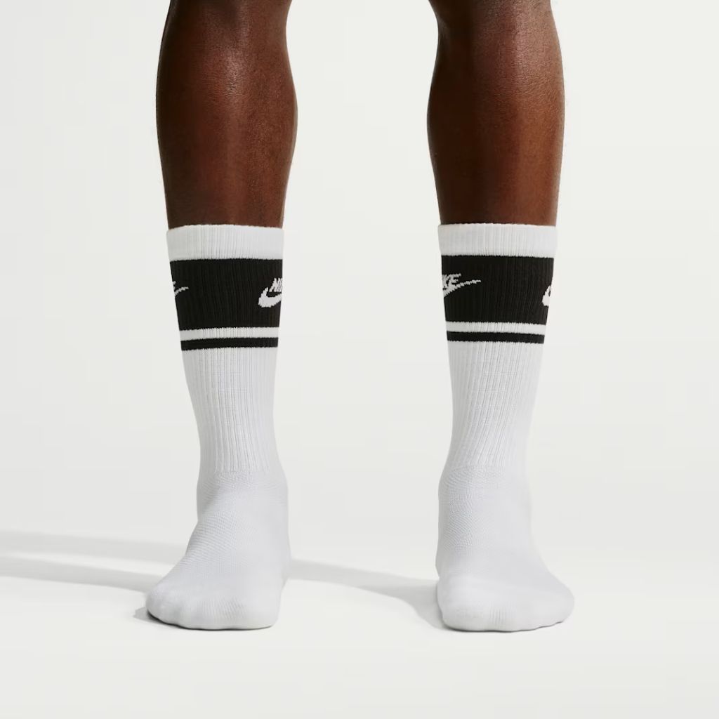 Calzini alti Nike Everyday Essential bianchi