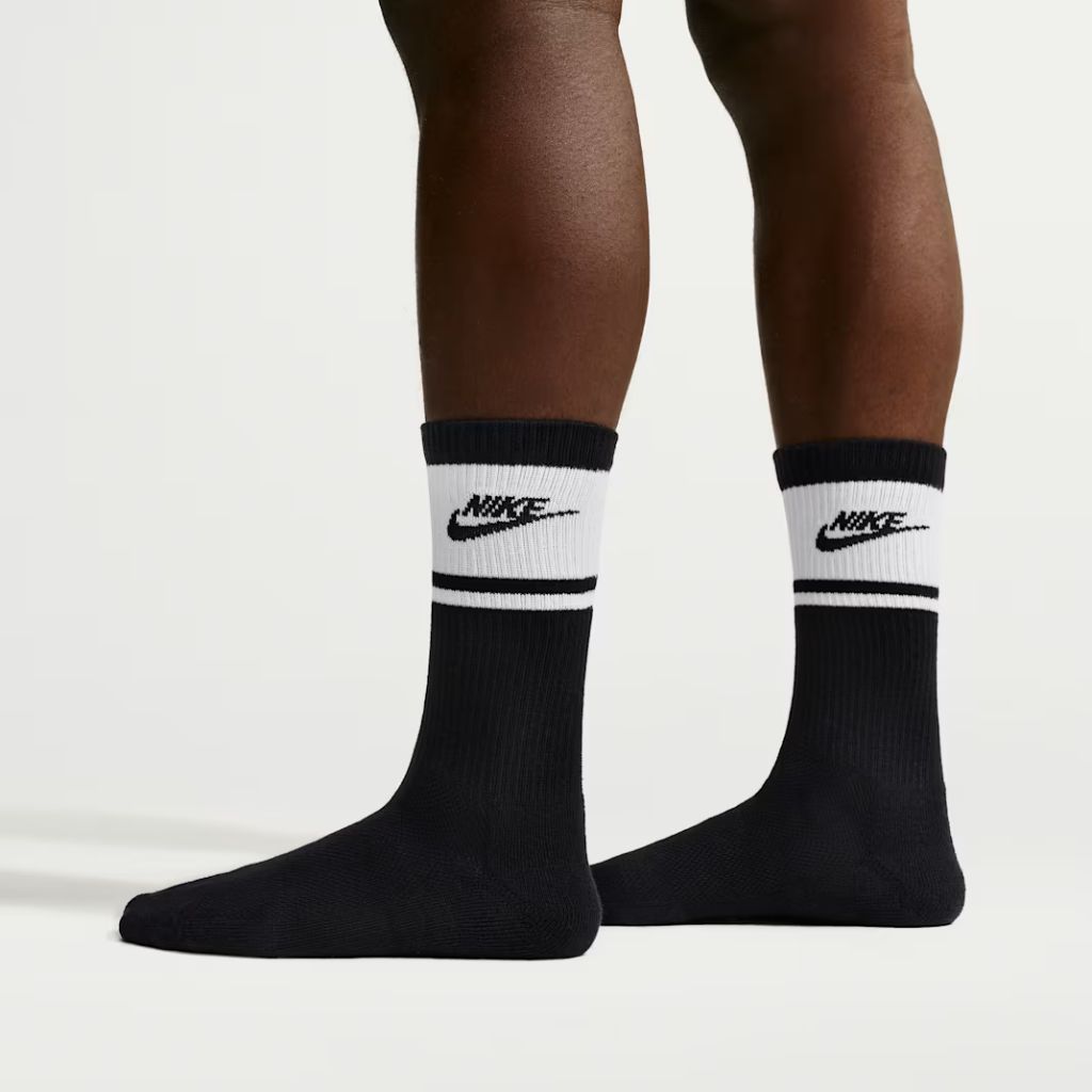 Calzini alti Nike Everyday Essential neri