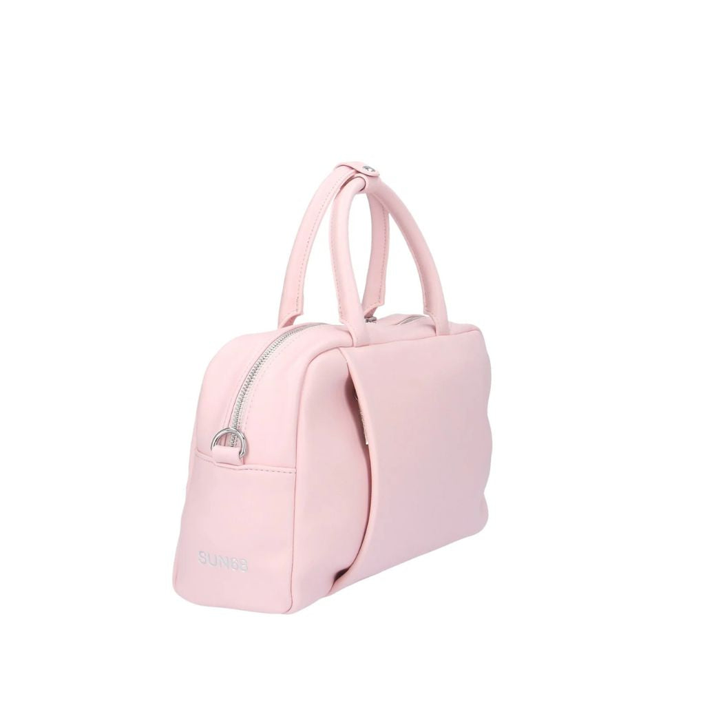 Borsa Sun68 Case Bag Premium rosa in ecopelle, struttura compatta 31x22x10 cm, con tasca interna ed esterna con zip, manico corto, tracolla e portachiavi logato.