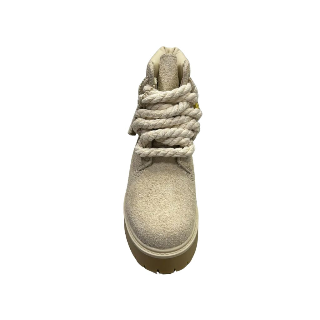 Scarponcino Timberland beige in suede con lacci a corda e suola platform