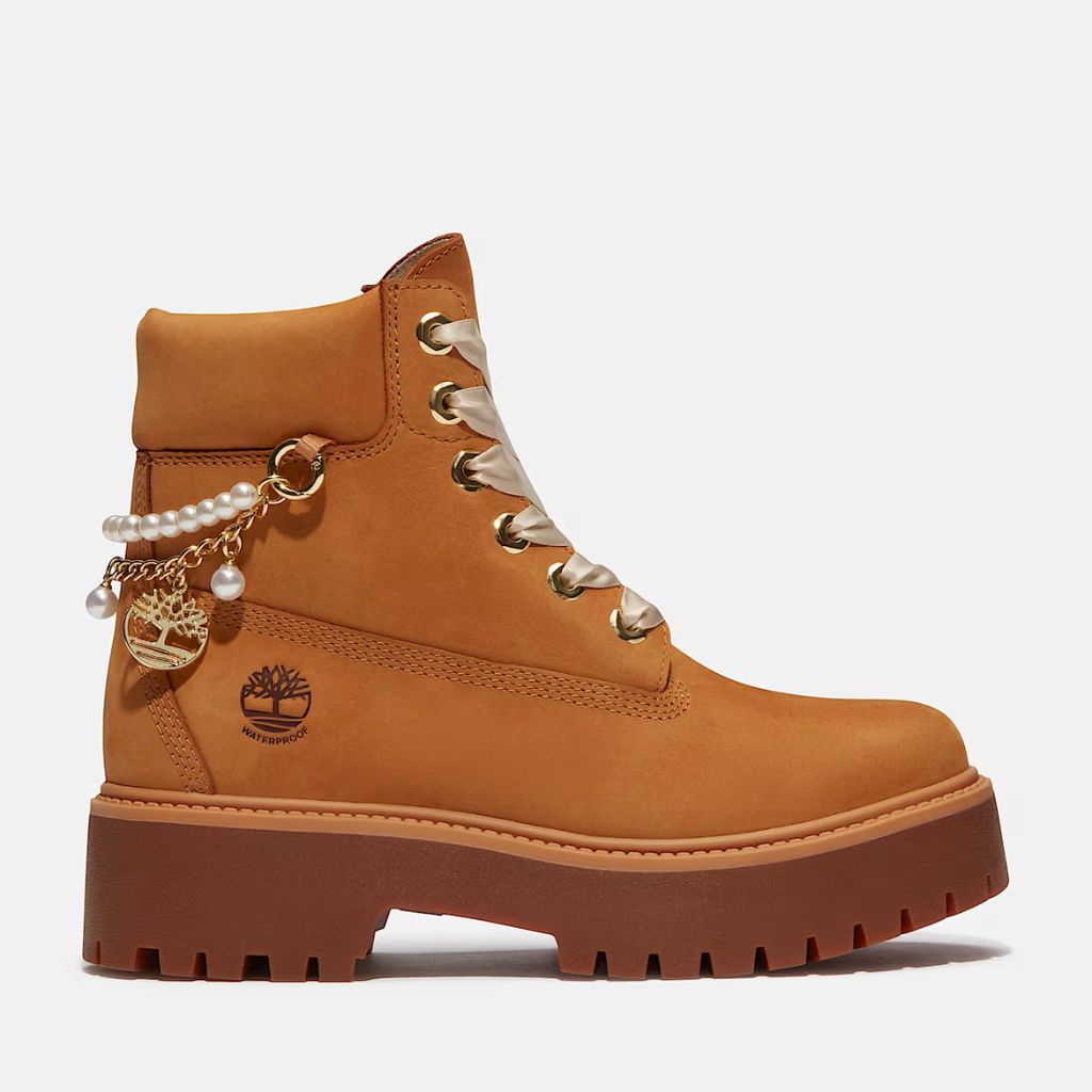 Stivale Timberland wheat con charm perle e suola platform