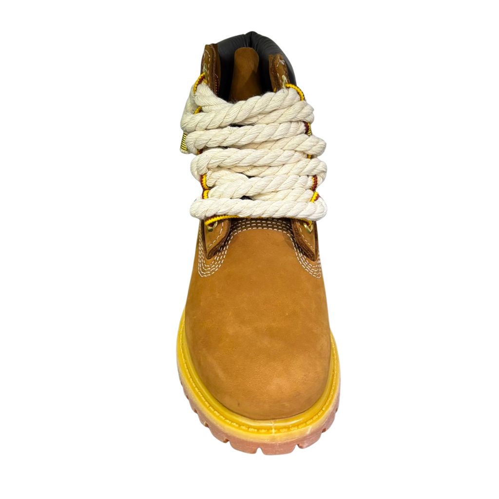 Stivale Timberland wheat con lacci in corda intrecciata panna