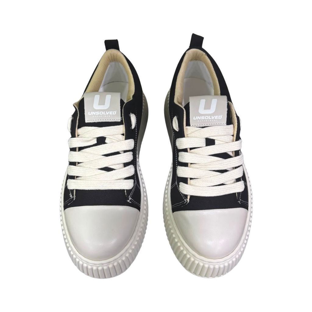 Sneaker uomo Unsolved tela nera cap toe suola e lacci beige