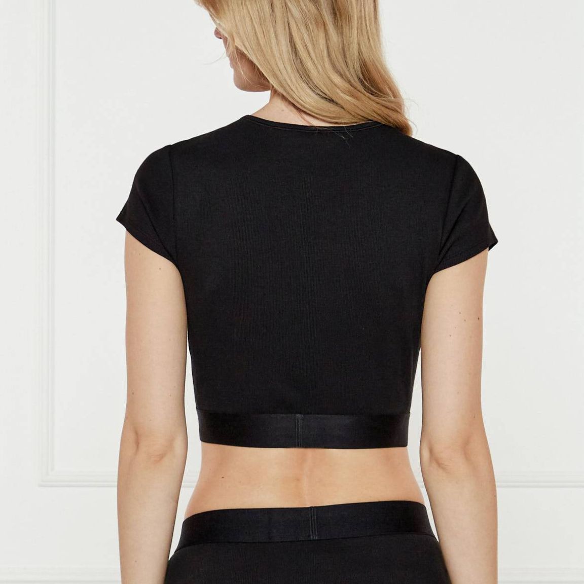 Calvin Klein T-shirt Crop Black LV00QS7349 UB1