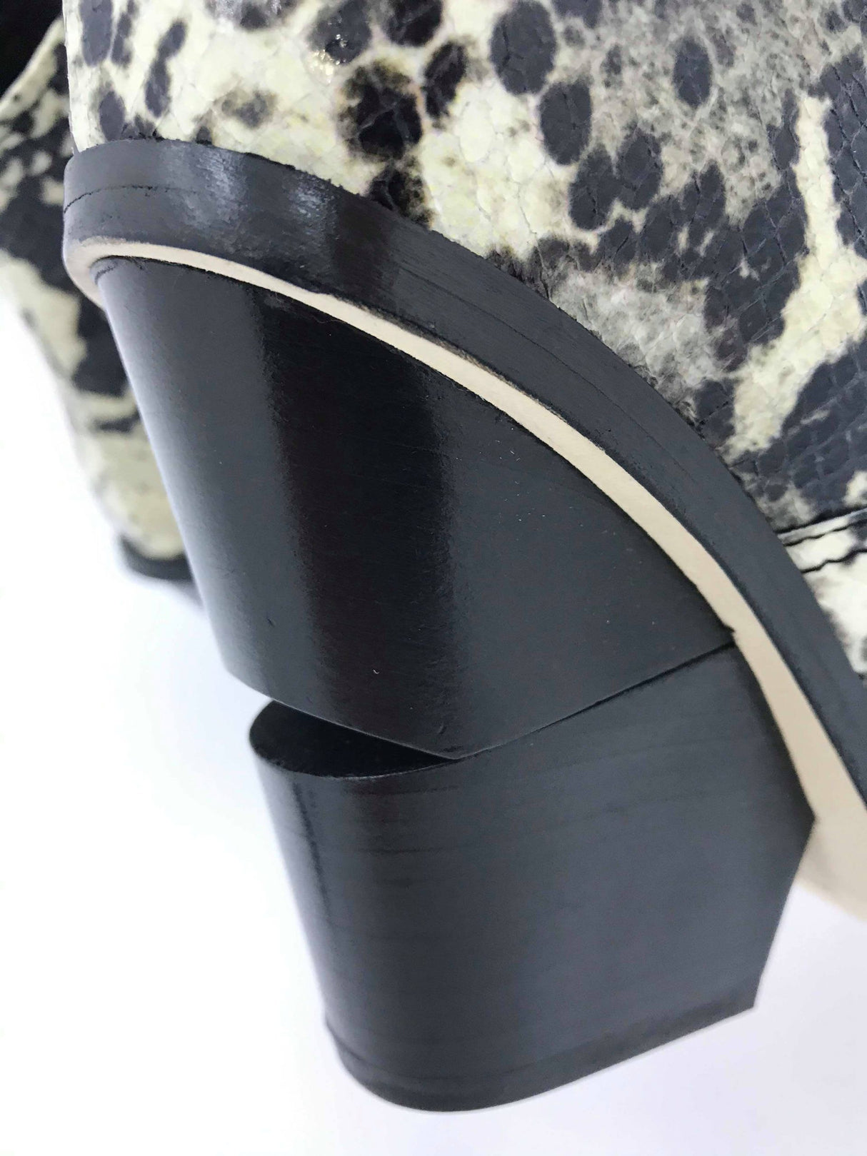 #Studioitalia Camperos Lolita02