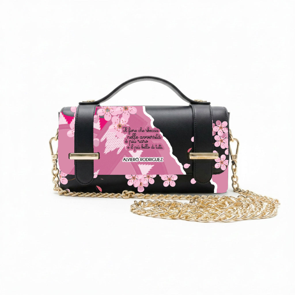 Borsa Alviero Rodriguez Chery Il Fiore con fiori di ciliegio rosa e frase scritta a mano su fondo nero