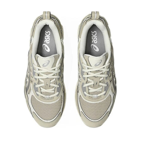 Sneaker ASICS GEL-NYC RGD beige panna tecnologia GEL