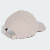 Cappello da baseball Adidas beige con visiera curva