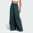 Pantalone da donna Adidas Originals verde a gamba larga