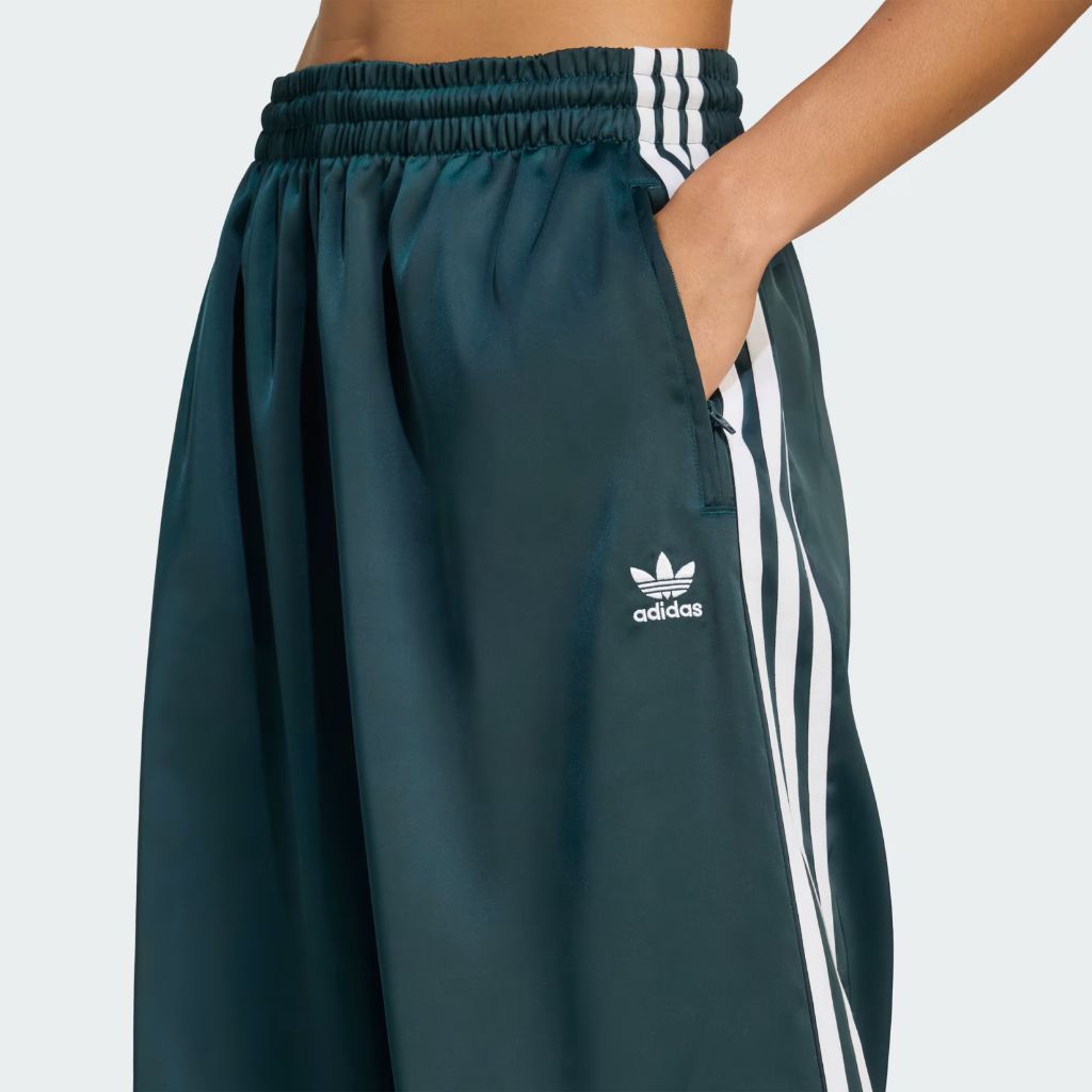 Pantalone da donna Adidas Originals verde a gamba larga