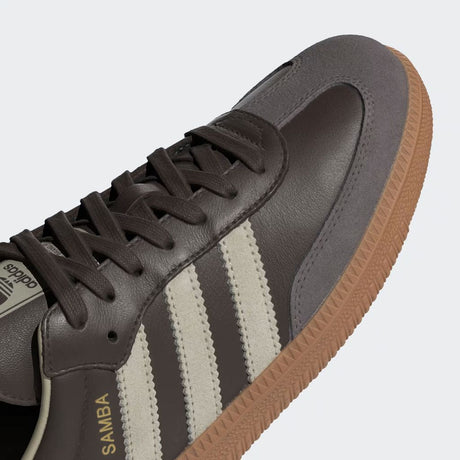 Sneaker Adidas Samba testa di moro con strisce panna