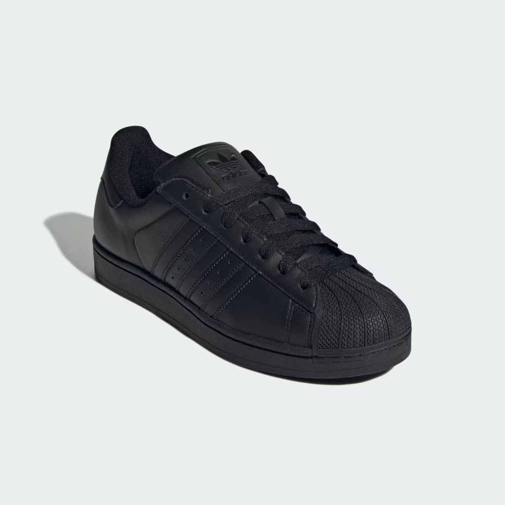 Sneaker adidas Superstar total black
