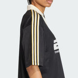 T-shirt Adidas nera con logo ESPN e colletto bianco.