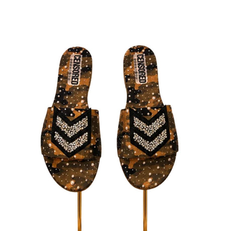 Ciabatta flat donna camouflage con micro-perle e gallone chevron strass.