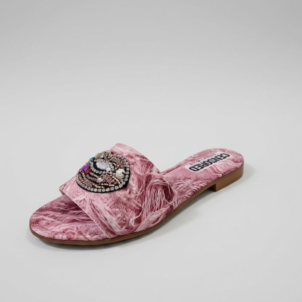 Sandalo flat donna rosa con frange e corona-gioiello strass multicolor.
