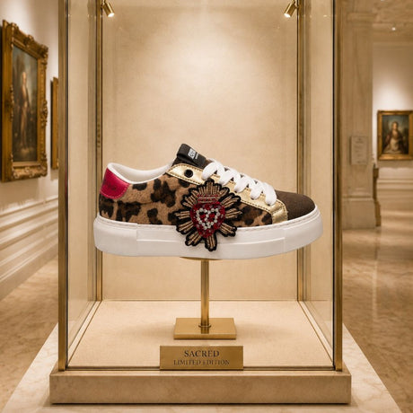 Sneaker Sacred leopardata con ricamo sacro cuore gioiello