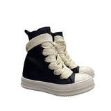 Sneakers alte unisex Censored Star 2.0 in ecopelle nera con spessi lacci oversize