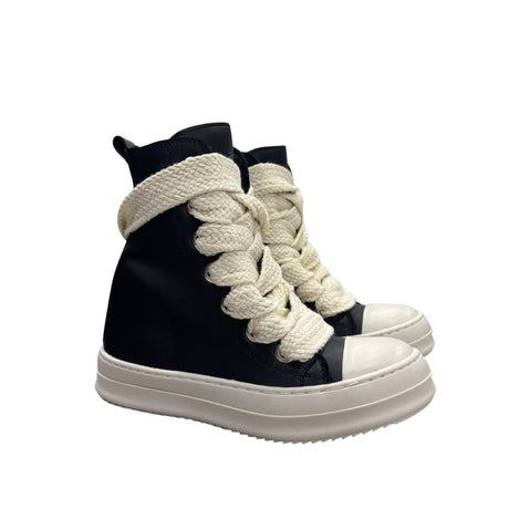 Sneakers alte unisex Censored Star 2.0 in ecopelle nera con spessi lacci oversize