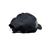 Cappello baseball County of Milan in cotone nero con stampa ali spiegate gialle su fronte e visiera.