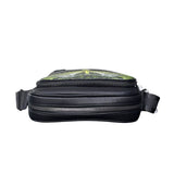 Borsello tracolla uomo County of Milan nero ecopelle con stampa Wings verde giallo e tracolla nylon logata