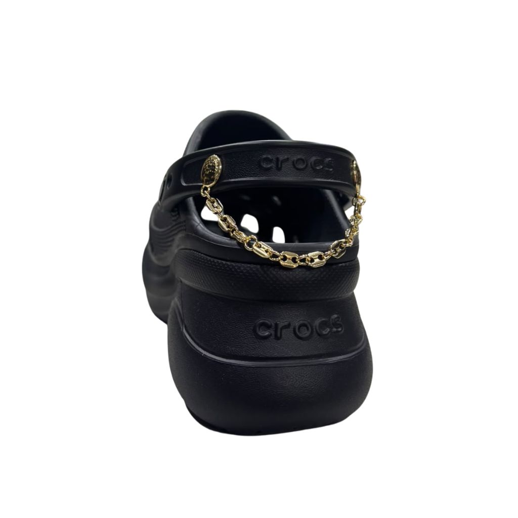 Catena charm decorativa dorata per Crocs con maglia
