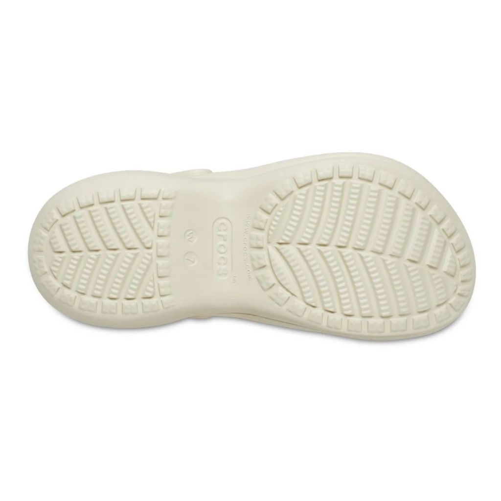 Zoccolo Crocs Classic Bae beige con suola platform e cinturino al tallone