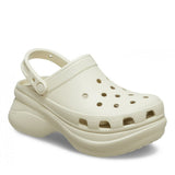Zoccolo Crocs Classic Bae beige con suola platform e cinturino al tallone