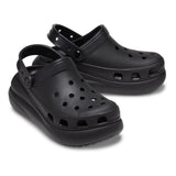 Zoccolo Crocs Classic Crush nero con suola platform arrotondata e cinturino al tallone