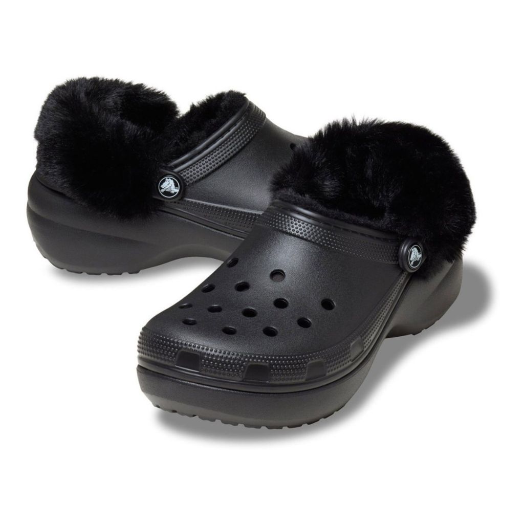 Clog Crocs Classic Platform nero con fodera effetto peluche e cinturino posteriore rivestito