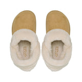 Clog Crocs in finta scamosciata con colletto in ecopelliccia crema e cinturino