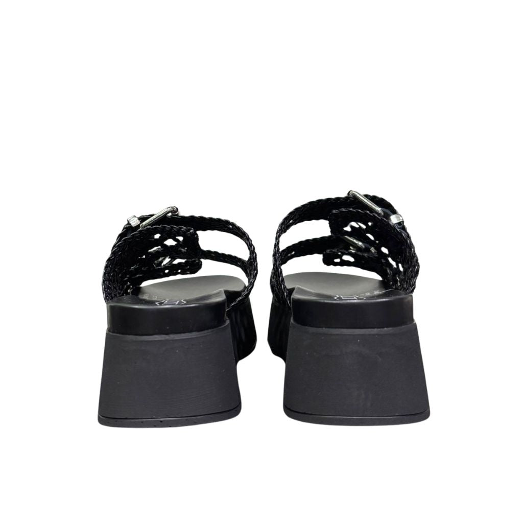 Cult Sandalo Janis 4476 nero con tomaia intrecciata, fibbie silver e suola platform 5 cm